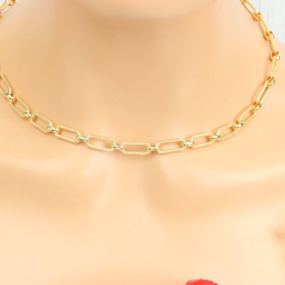 "Minimalist & Elegant Necklace Chain – Perfect for Women & Girls | UNVRC1519 - Picture 1 of 10